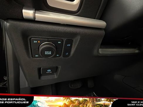 Used 2025 Ford Expedition Max Active AWD/4WD image 19