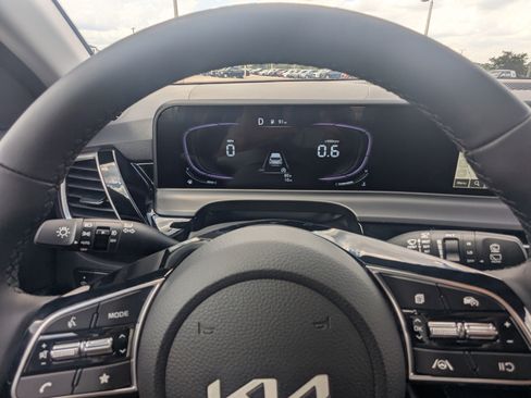 New 2026 Kia Seltos S FWD image 35