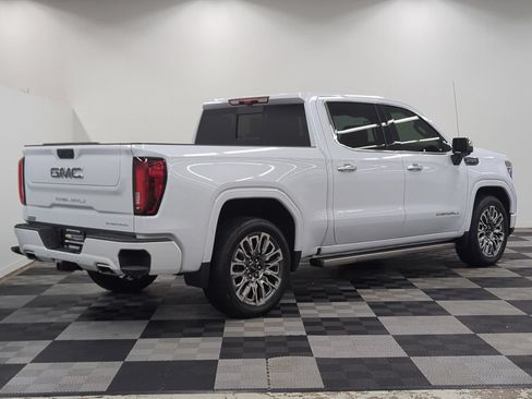 Used 2026 GMC Sierra 1500 Denali Ultimate AWD/4WD image 7