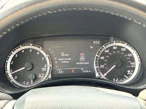 Used 2023 Toyota Highlander XLE AWD/4WD image 38
