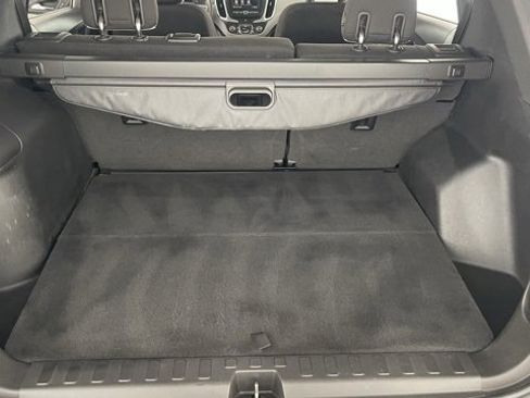 Used 2020 Chevrolet Equinox LS w/ LS Convenience Package image 44