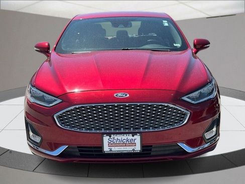Used 2019 Ford Fusion Energi Titanium FWD image 9