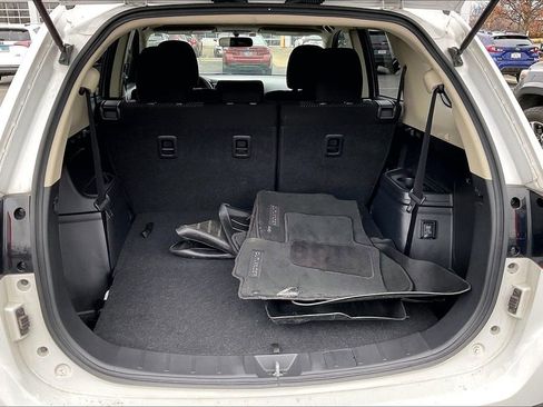 Used 2019 Mitsubishi Outlander ES image 31