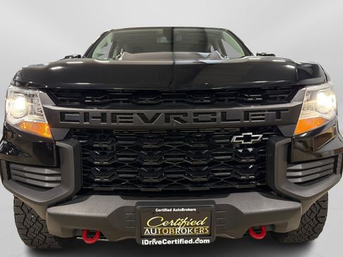 Used 2022 Chevrolet Colorado ZR2 w/ ZR2 Midnight Special Edition AWD/4WD image 10