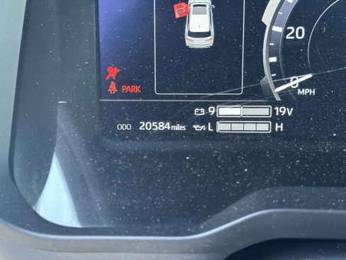 Used 2024 Toyota Sequoia Capstone AWD/4WD image 14