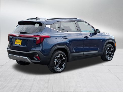 Certified 2024 Kia Seltos EX AWD/4WD image 7