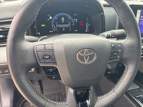 Used 2025 Toyota Camry XSE image 15