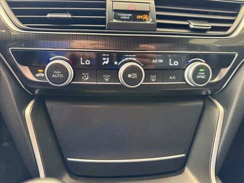 Used 2022 Honda Accord Sport image 19