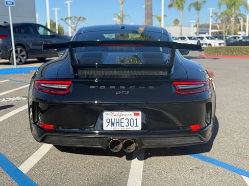 Used 2018 Porsche 911 GT3 RWD image 6