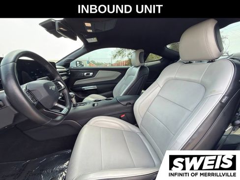 Used 2025 Ford Mustang Premium RWD image 10