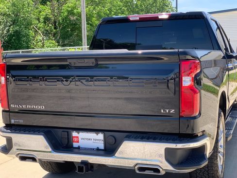 Used 2025 Chevrolet Silverado 1500 LTZ w/ LTZ Premium Package AWD/4WD image 35