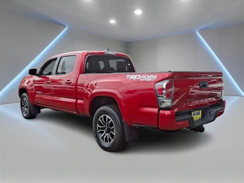 Used 2023 Toyota Tacoma TRD Sport AWD/4WD image 6