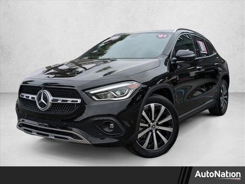 Used 2021 Mercedes-Benz GLA 250 4MATIC w/ Premium Package image 1