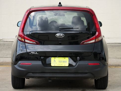 Used 2021 Kia Soul LX FWD image 42