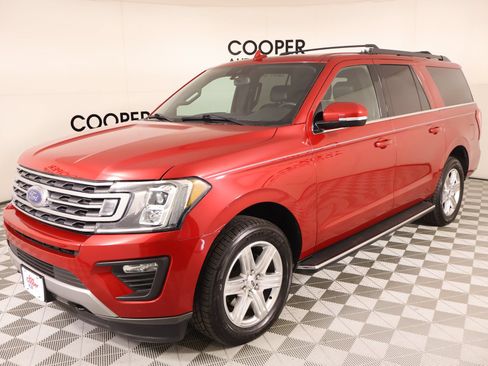 Used 2020 Ford Expedition Max XLT w/ Equipment Group 202A AWD/4WD image 11