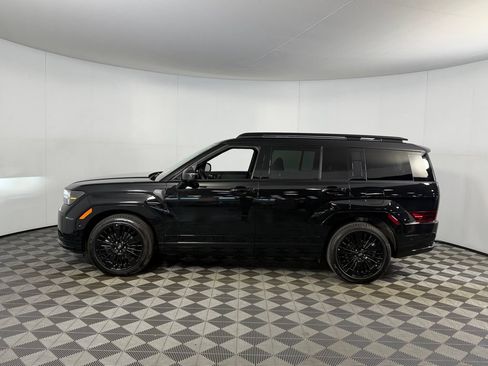 Used 2025 Hyundai Santa Fe Calligraphy AWD/4WD image 9
