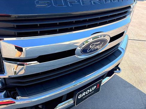 Used 2019 Ford F250 XLT w/ XLT Premium Package AWD/4WD image 31