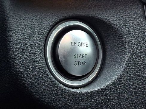 Used 2011 Mercedes-Benz E 350 4MATIC Sedan image 25