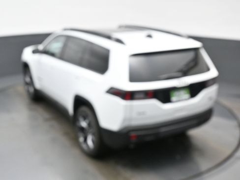 New 2026 Jeep Cherokee Overland image 20