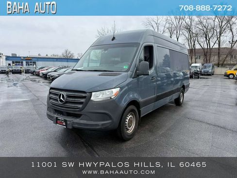 Used 2019 Mercedes-Benz Sprinter 170 image 1