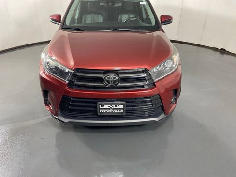 Used 2019 Toyota Highlander SE AWD/4WD image 7