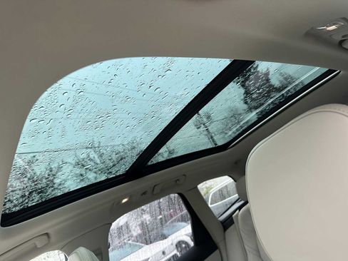 New 2026 Volvo XC60 B5 Ultra w/ Protection Package Premier image 23