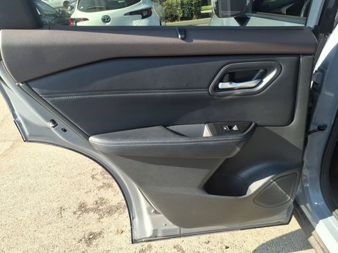 Certified 2023 Nissan Rogue SL w/ SL Premium Package FWD image 12