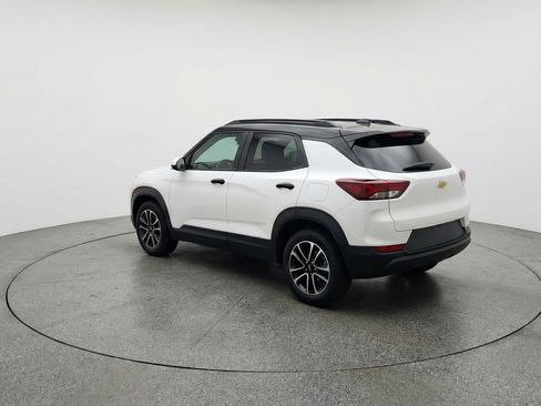 Used 2025 Chevrolet TrailBlazer LT image 6