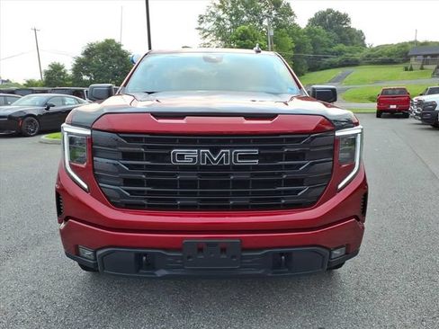 Used 2024 GMC Sierra 1500 Elevation AWD/4WD image 11