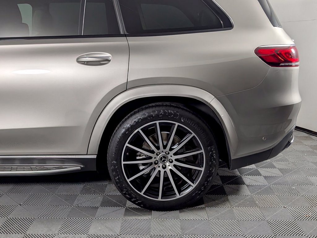 Used 2023 Mercedes-Benz GLS 450 4MATIC image 12