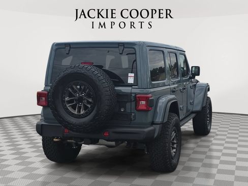 Used 2025 Jeep Wrangler Unlimited Rubicon 392 AWD/4WD image 5
