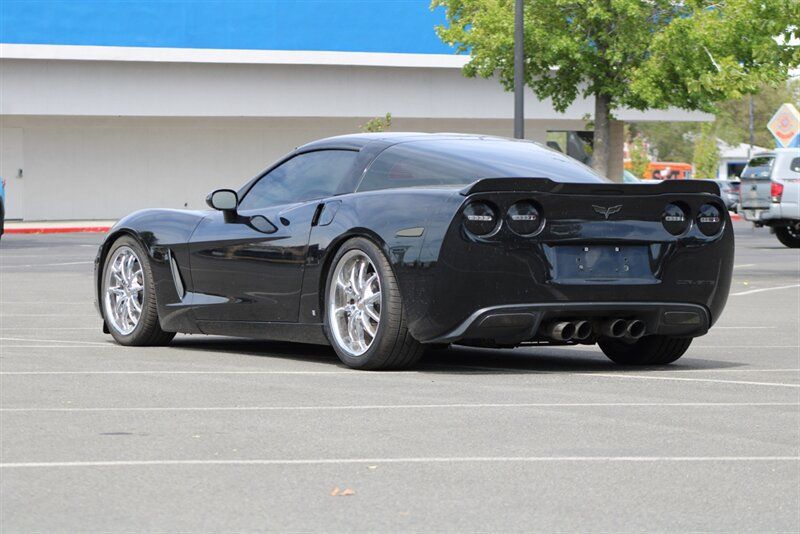 Used 2007 Chevrolet Corvette Coupe RWD image 8