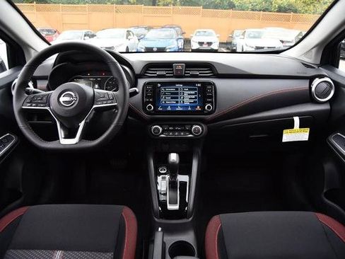 New 2025 Nissan Versa SR w/ Trunk Package image 8