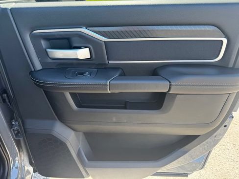 New 2026 RAM 2500 Big Horn AWD/4WD image 15