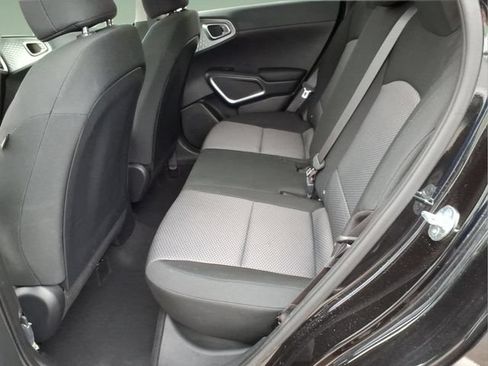 Used 2023 Kia Soul LX FWD image 20