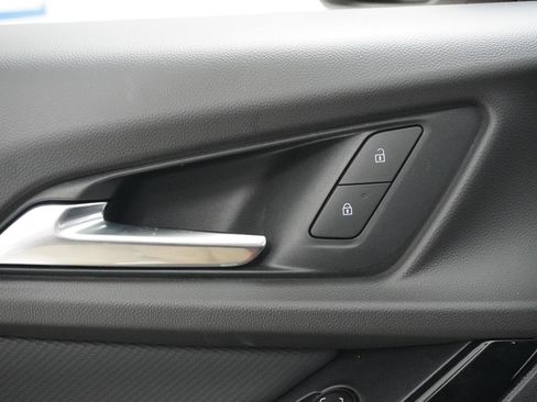 New 2026 Chevrolet Equinox LT image 14