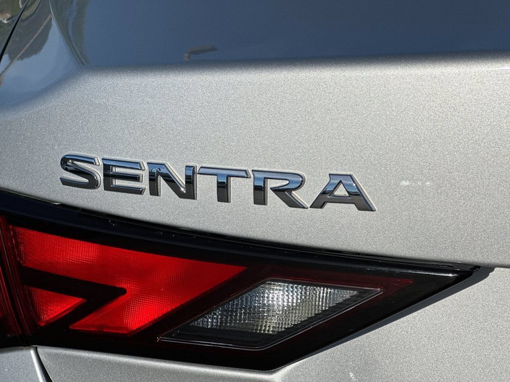 Used 2023 Nissan Sentra S FWD image 31