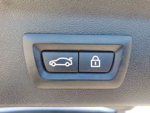 Used 2020 BMW X3 xDrive30i w/ Driving Assistance Package image 14