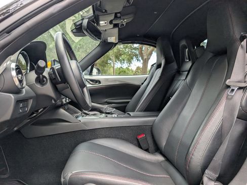 Used 2018 MAZDA MX-5 Miata Grand Touring RWD image 14