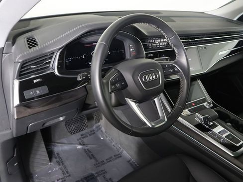 Used 2023 Audi Q8 Premium Plus AWD/4WD image 28