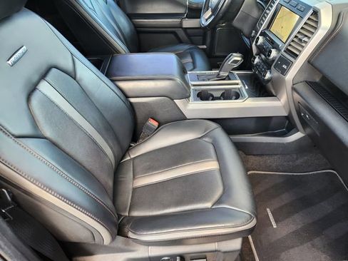 Used 2020 Ford F150 Platinum image 11