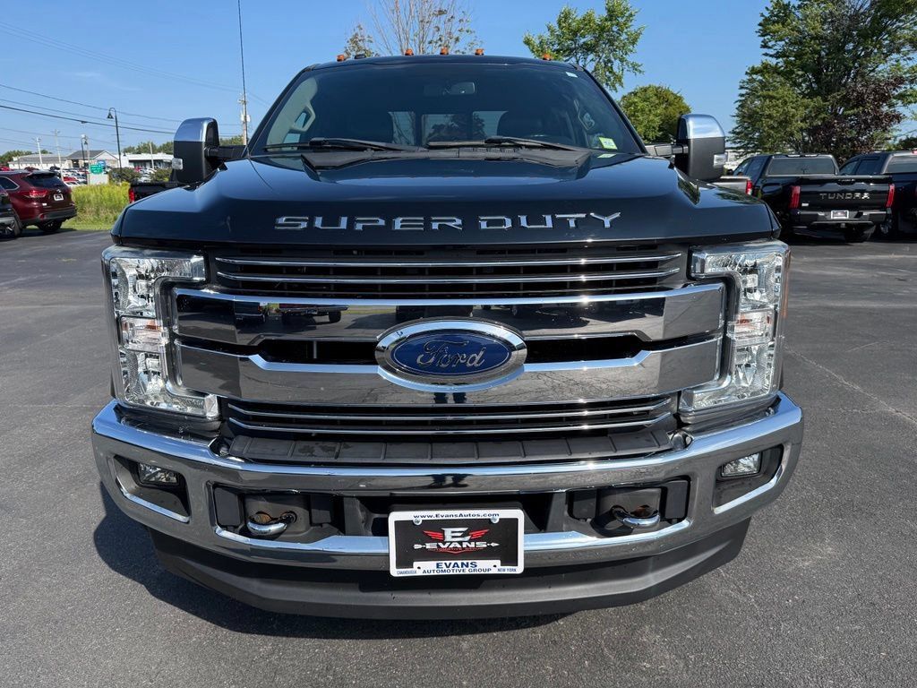 Used 2017 Ford F250 Lariat w/ Chrome Package AWD/4WD image 2
