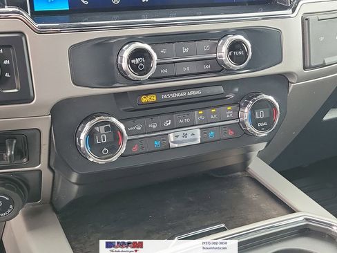 Used 2022 Ford F250 Lariat w/ Lariat Ultimate Package AWD/4WD image 25