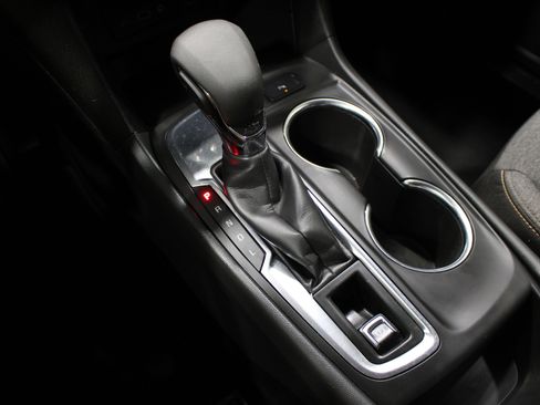Used 2022 Chevrolet Equinox LT image 19