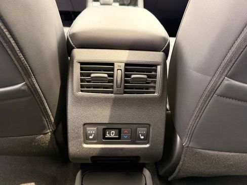 New 2026 Nissan Rogue Platinum AWD/4WD image 21