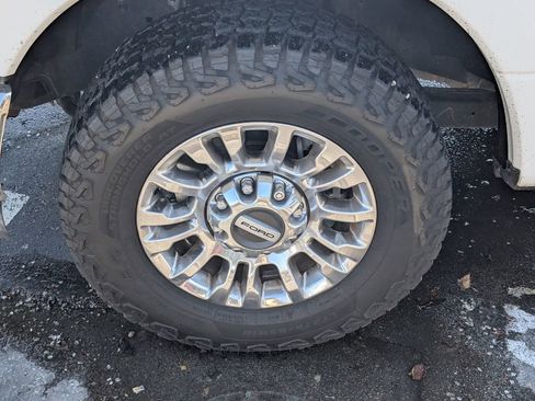 Used 2022 Ford F250 XLT w/ XLT Premium Package image 20