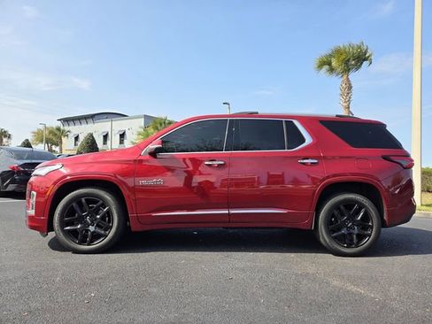 Certified 2023 Chevrolet Traverse High Country image 3