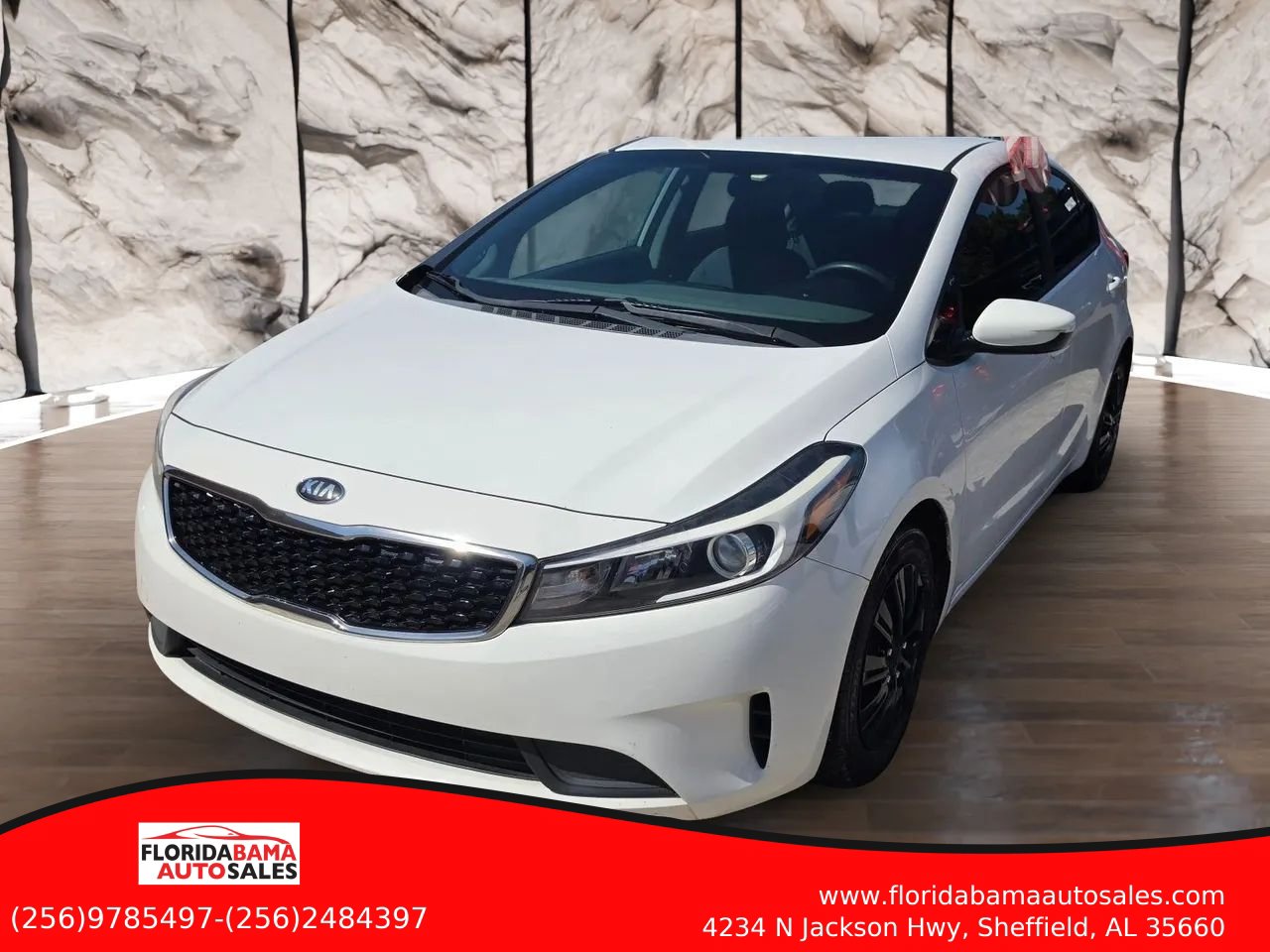 Used 2017 Kia Forte LX FWD image 3