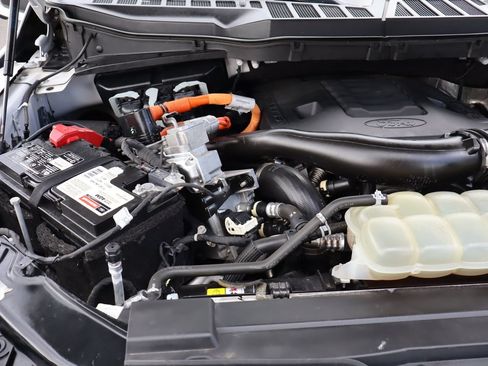 Used 2021 Ford F150 Lariat AWD/4WD image 37
