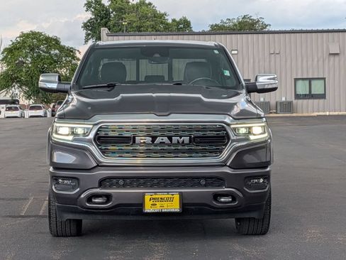 Used 2022 RAM 1500 Limited w/ Body-Colour Bumper Group AWD/4WD image 2